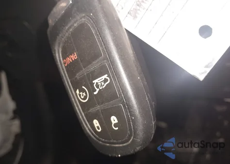 2019 Jeep Cherokee Limited 4X4 from USA, damaged, VIN 1C4PJMDXXKD198284